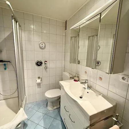 Woody Style Near Langenhagen Airport Hannover